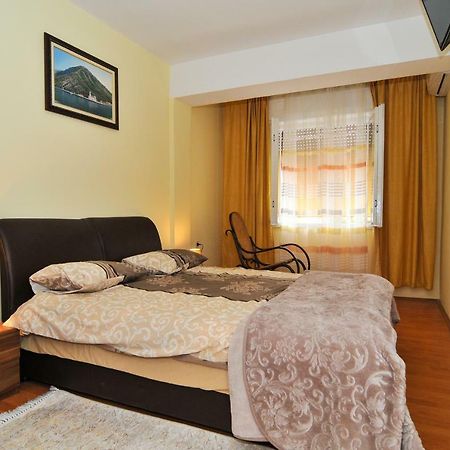 Apartment S&T Tivat Exterior foto