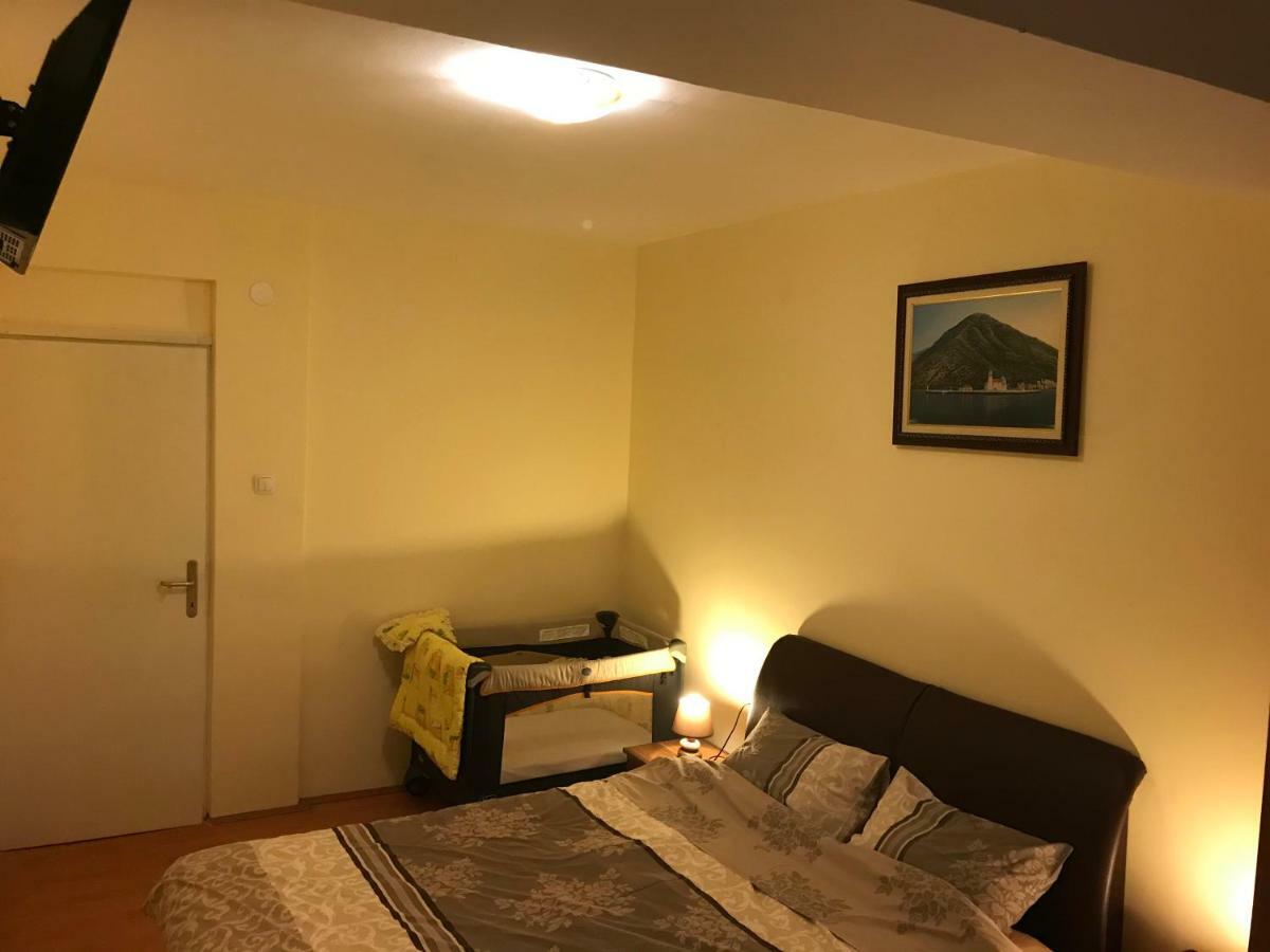 Apartment S&T Tivat Exterior foto